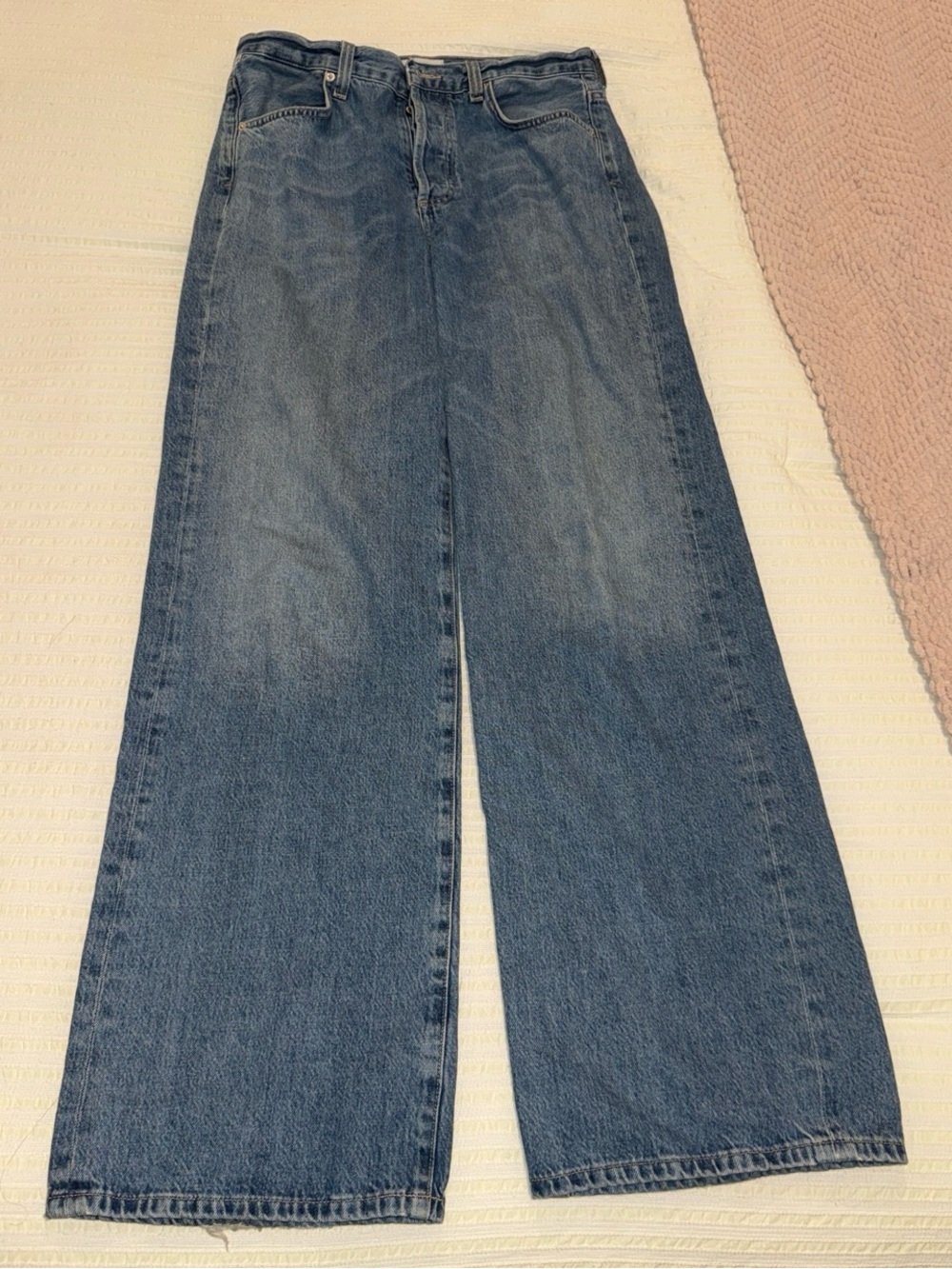 Citizens Of Humanity Wide-Leg Jeans in Medium Blue Wash